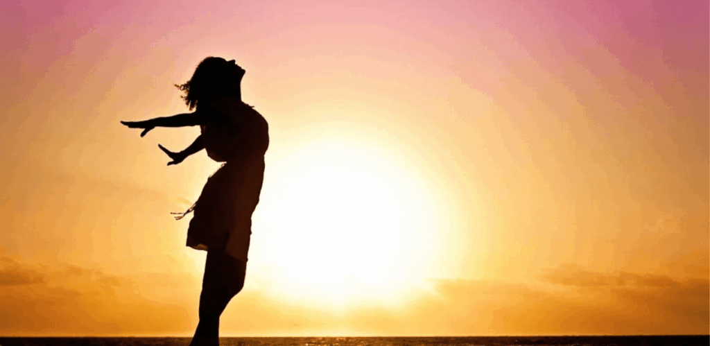 Mulher escapa com vida e recomeça após tentativa de feminicídio no Recife