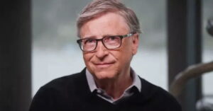 Bill Gates compartilha autobiografias que inspiraram seu novo livro em 2025