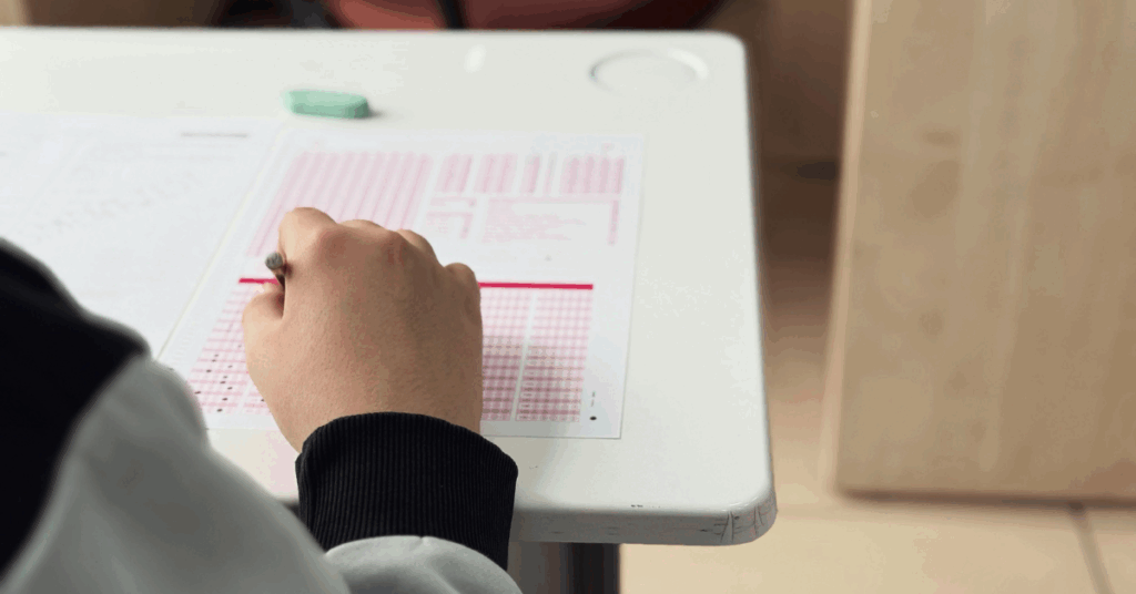 Estudantes atentos ao prazo de isenção da taxa do Enem