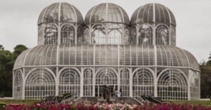 Estufa do Jardim Botânico de Curitiba, símbolo da qualidade de vida nas capitais brasileiras