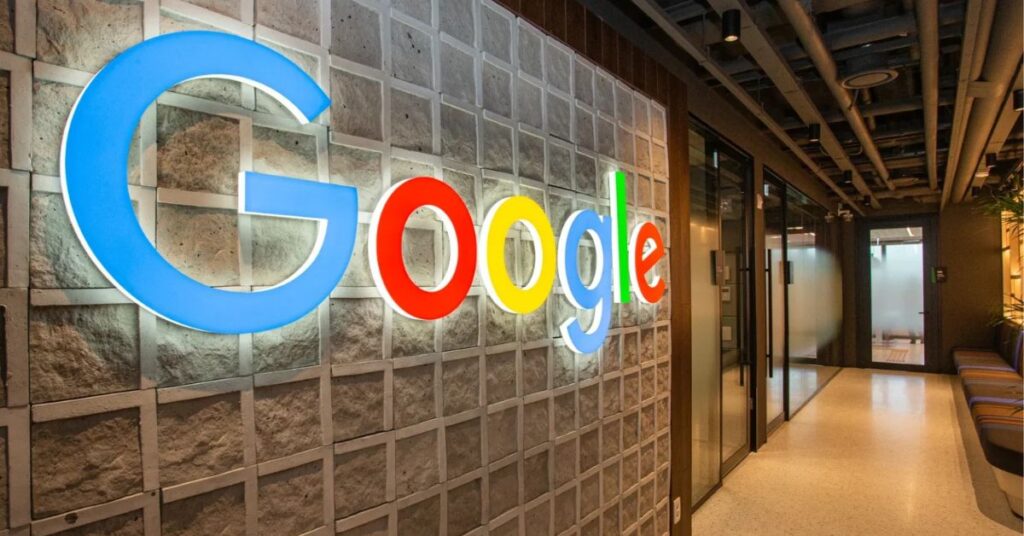 Entrada do escritório do Google em São Paulo, onde acontecem os programas de estágio do Google