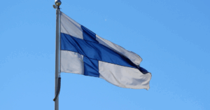 Bandeira da Finlândia, símbolo de um dos melhores sistemas educacionais do mundo