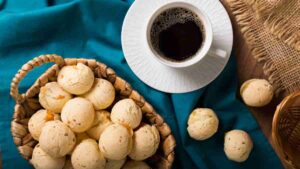 pão de queijo melhor café manhã