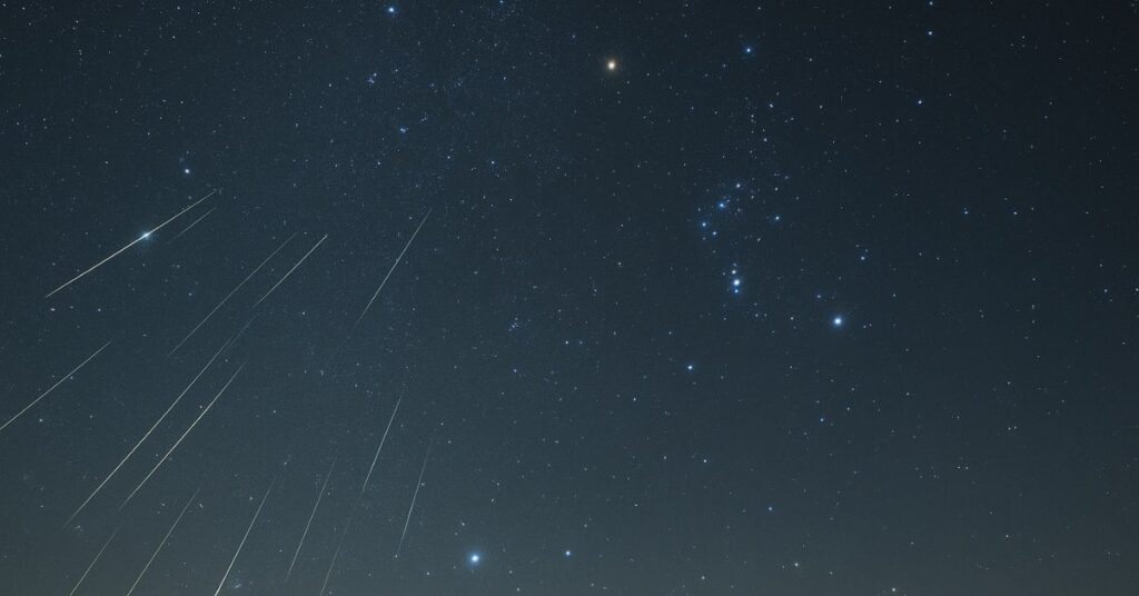 Meteoros Orionídeas cruzam o céu nesta madrugada.