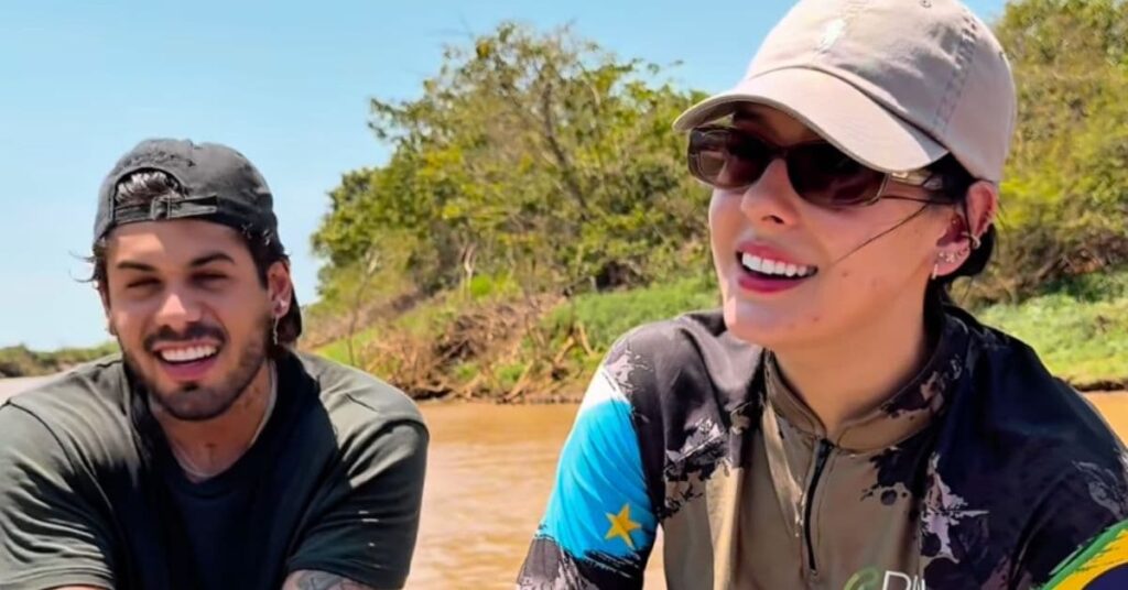Ana Castela e Zé Felipe durante parceria da música 'Sua Boca Mente'