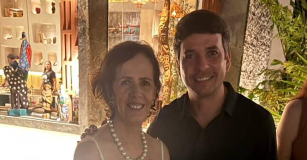 Neuma Figueirêdo e Breno Machado na abertura da CASA COR Ceará 2025, evento com parceria da Singular Serviços.