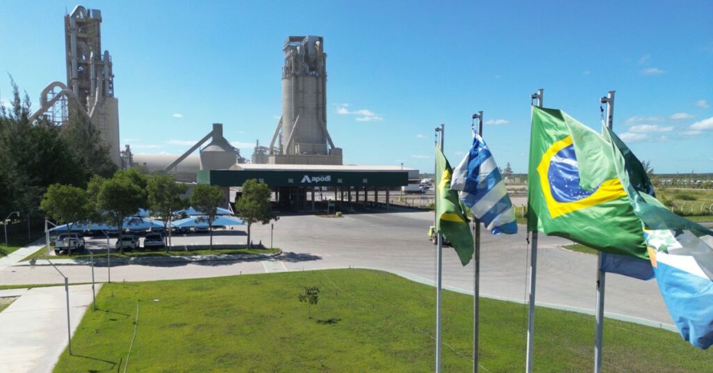 reaproveitamento do calor industrial na fábrica da Cimento Apodi em Quixeré, no Ceará