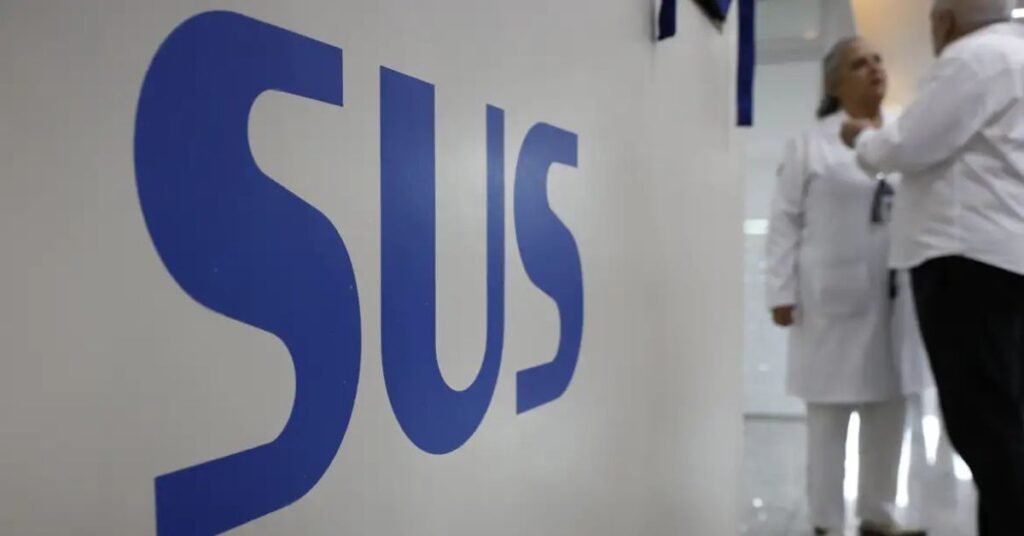 SUS investimento fortalece unidades de saúde com ações de adaptação climática.