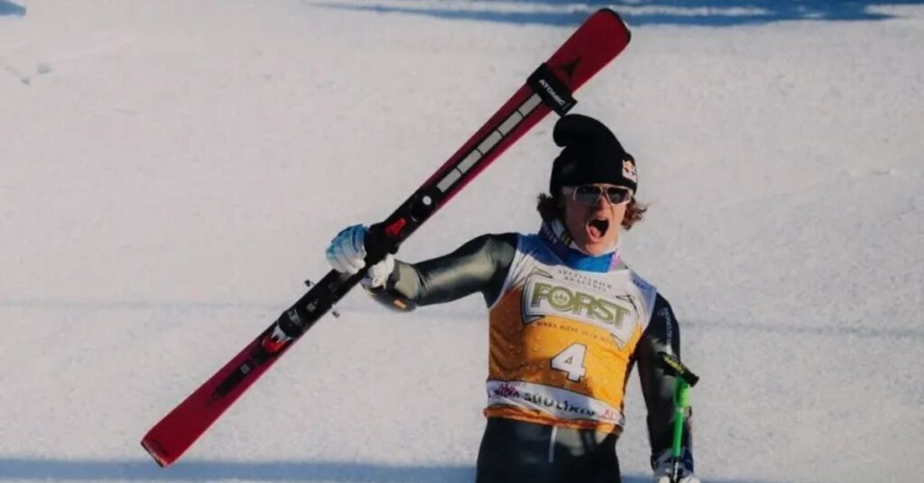 Lucas Pinheiro Braathen comemora resultado no esqui alpino antes da Olimpíada de Inverno