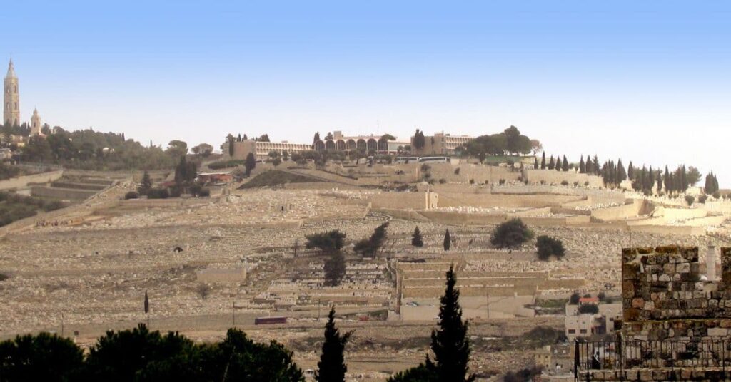 lugares bíblicos que ainda existem no Monte das Oliveiras