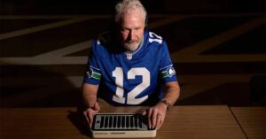 Tecnologia para torcedores cegos permite sentir o jogo em tempo real