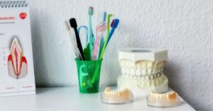 Brasil é referência mundial na odontologia com estrutura clínica e formação prática avançada